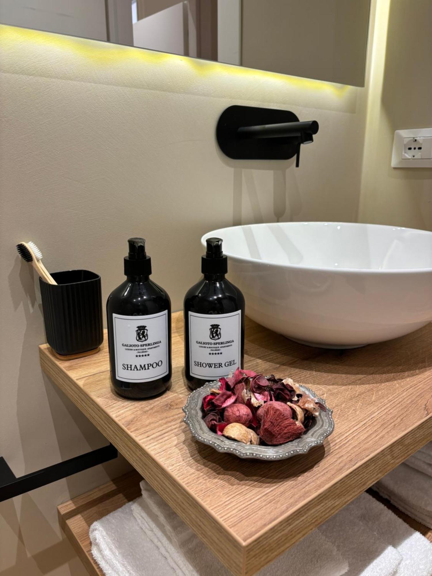 Galioto Sperlinga Luxury Boutique Apartments 巴勒莫 外观 照片